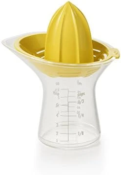 OXO Good Grips 2-in-1 Citrus Juicer 7 OXO Good Grips 2-in-1 Citrus Juicer - Image 5