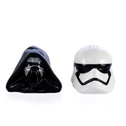 Star Wars Kylo Ren And Stomtrooper Salt And Pepper Shaker Set, None