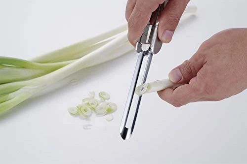 Seki Japan Long Vegetable Peeler, Stainless Steel Blade With Plasctic Safety Cover 7 Seki Japan Long Vegetable Peeler, Stainless Steel Blade With Plasctic Safety Cover - Image 5