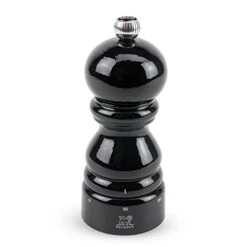 Peugeot 23706 Paris U'Select 7-Inch Pepper Mill, Black Lacquer, 7.09in, Passion Red