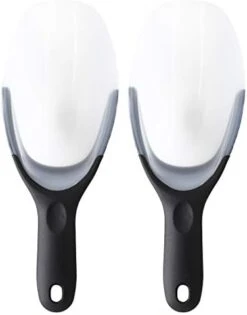 Magnetic Ice Scoop, Contoured Translucent Flexi-Plastic With Soft Grip Handle For Ice, Flour, Rice, Popcorn, Pet Food, Black -KitchenAid Shop 31sjdeggR2L. AC