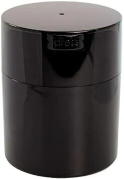 The Ultimate Vacuum Sealed Coffee Airtight Container, 1/2-Pound, Black -KitchenAid Shop 31zD0q1YJHL. AC