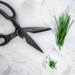 9-Inch Push Button Take-Apart Shears - High-Carbon Stainless Steel & Soft-Grip Handles - Includes Nut Cracker & Bottle Opener -KitchenAid Shop 4108hJfkbrL