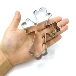 Large Fancy Cross Cookie Cutter Christian Baptism Fondant Biscuit Cutter - 3.3 X 4.4 Inches - Stainless Steel -KitchenAid Shop 411DnFrdZoL