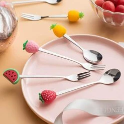 Creative Fruit Shaped Coffee Spoons/Forks, Stainless Steel Stirring Spoon Cocktail Fork For Fruit Dessert Appetizer Ice Cream(Red Strawberry Spoon) -KitchenAid Shop 4155qmlRCcL