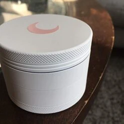 2.5 Inch Matte Kitchen Crusher White With Pink Moon Manual Crusher – 4 Piece Large Crusher With Cleaning Scraper -KitchenAid Shop 41752U5DalL