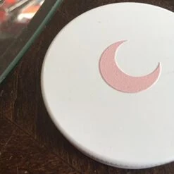 2.5 Inch Matte Kitchen Crusher White With Pink Moon Manual Crusher – 4 Piece Large Crusher With Cleaning Scraper -KitchenAid Shop 41EgLYX4VWL