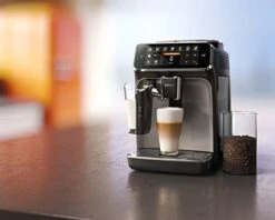 HILIPS 4300 Series Fully Automatic Espresso Machine - LatteGo Milk Frother, 8 Coffee Varieties, Intuitive Touch Display, Black, (EP4347/94) -KitchenAid Shop 41FHATgAGJL