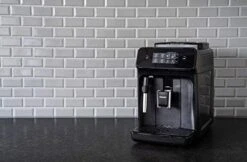 Philips Hilips 1200-Series Fully Automatic Espresso Machine W/ Milk Frother (EP1220/04) (3 Aquaclean Bundle) -KitchenAid Shop 41PIQXeAA1L