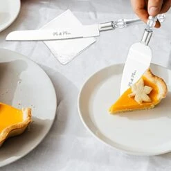 Set Of 3 Wedding Cake Cutting-Mr And Mrs Wedding Cake Knife Cake Pie Pastry Servers And White Lace Handkerchief,Cake Cutter And Server Set Perfect For Wedding,Birthday,Anniversary,Parties And Events -KitchenAid Shop 41X66uspsJL