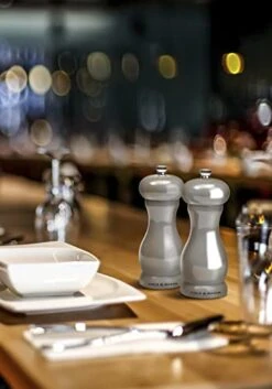 Cole & Mason H321827 Oxford Grey Salt Mill | Precision+ Wooden | Premium Coloured Gloss Seasoning Mill | Wood | 155mm | Single | Includes 1 X Salt Grinder | Lifetime Mechanism Guarantee -KitchenAid Shop 41d5f0NSjdL