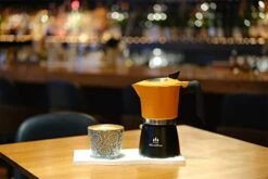 Stovetop Espresso Coffee Maker, Italian Moka Pot With Transparent Top Lid, 6 Espresso Cups Classic Aluminium Percolator Coffee Pot For Cuban Grace Café Brewing Orange/Black