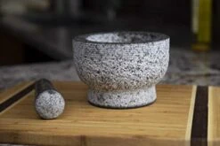 NZANO Mortar And Pestle, 2 Cup Capacity Solid Unpolished Granite Spice Grinder With Anti Scratch And Slip Base. Authentic Molcajete -KitchenAid Shop 41nQSkec7KL