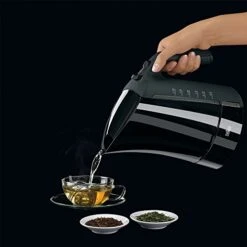 Braun WK300 Black Electric Tea Kettle, 1.6 Liter, 220-240 Volts (Not For USA - European Cord) -KitchenAid Shop 41qDa077bvL