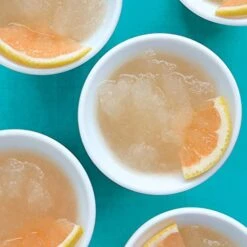 Original Slush And Shake Maker, Compact Make And Serve Cup With Freezer Core Creates Single-Serving Smoothies, Slushies And Milkshakes In Minutes, BPA-free, Blue -KitchenAid Shop 41uhL19bXfL