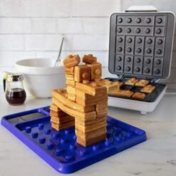 Brick Building Construction Eating Plate - Stack & Build Your Brick-Shaped Waffles On Fun Novelty Plate - As Seen On Kickstarter - Fun Gift, Waffle Maker Not Included -KitchenAid Shop 51ABCctHbpL