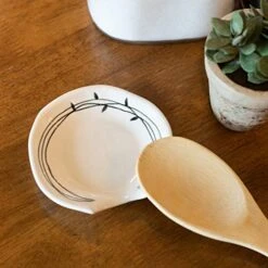 Ebossed Leaf Glossy Black And White 4 X 4 Ceramic Stoneware Spoon Rest 11 Ebossed Leaf Glossy Black And White 4 X 4 Ceramic Stoneware Spoon Rest -KitchenAid Shop 51GLCndKj5L