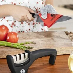 Knife Sharpeners For Steel And Ceramic Kitchen Knives - Manual Handheld System To Safely Sharpen And Hone Your Knife - Includes Cut Resistant Glove And Blade Cloth (Black) -KitchenAid Shop 51P13ciitGL