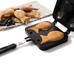 Taiyaki Pan - Fish Shaped Waffle Cake Maker - Comes With Silicone Oil Brush - By KUHA -KitchenAid Shop 51c8klI0gWL