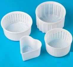 LOVARE Lot 4 Mozzarella Cheese Making Kit Set 0,4-1,2KG - Crottin Cheese Mold - Milk Filter For Making Fresh Cheese - Basic Kit Cheese Mold - Heart Shape Goat Cheese Making Kit By LOVARE