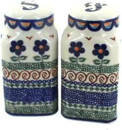 Ish Pottery Tara Large Salt & Pepper Shakers 12 Ish Pottery Tara Large Salt & Pepper Shakers -KitchenAid Shop 51fcv mmvL. AC