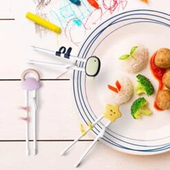 Training Chopsticks For Kids And Beginners, 3 Pairs Chopstick Set With Attachable Learning Chopstick Helper -KitchenAid Shop 51nFpUgNQhL