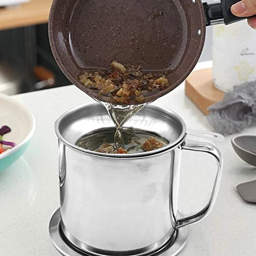 Bacon Grease Container,Kitchen Oil Container Can With Strainer And Anti-slip Coaster Tray For Store Meat Frying Oil And Cooking Grease Storage 6 Bacon Grease Container,Kitchen Oil Container Can With Strainer And Anti-slip Coaster Tray For Store Meat Frying Oil And Cooking Grease Storage - Image 4